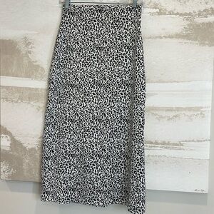 Forever 21 Black and White Leopard Print Midi Skirt